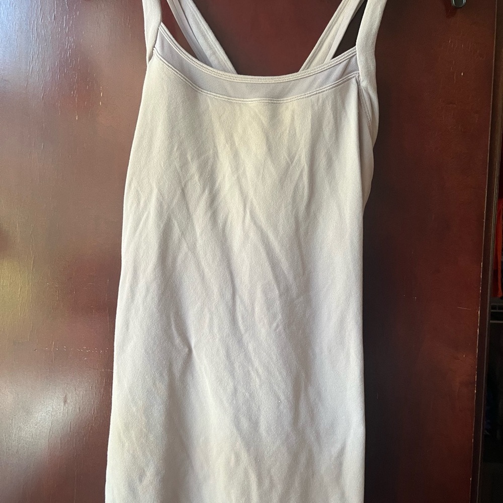 Lululemon workout top